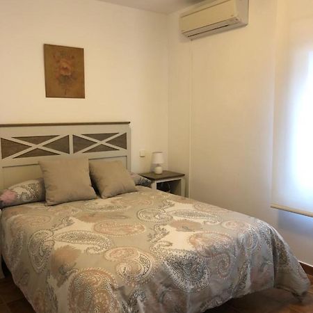 Appartement Piso Nuevo Plaza De La Constitucion Sta Cruz De La Zarza à Santa Cruz de la Zarza Extérieur photo