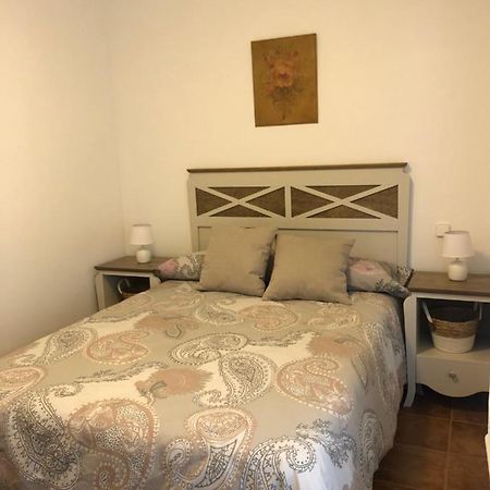 Appartement Piso Nuevo Plaza De La Constitucion Sta Cruz De La Zarza à Santa Cruz de la Zarza Extérieur photo