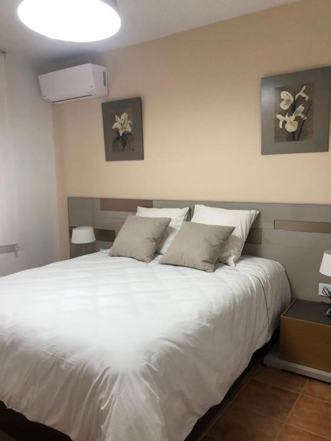 Appartement Piso Nuevo Plaza De La Constitucion Sta Cruz De La Zarza à Santa Cruz de la Zarza Extérieur photo