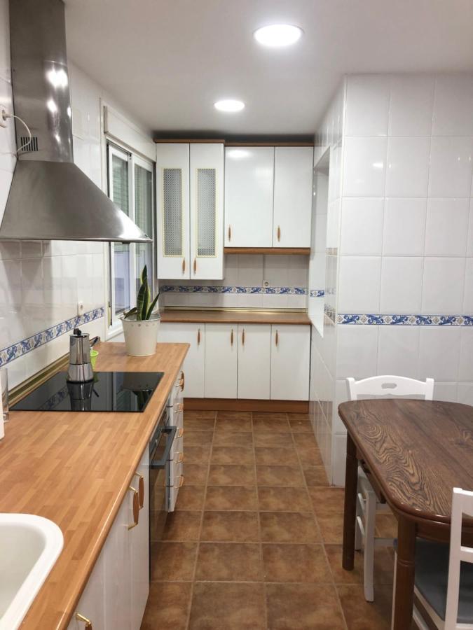 Appartement Piso Nuevo Plaza De La Constitucion Sta Cruz De La Zarza à Santa Cruz de la Zarza Extérieur photo