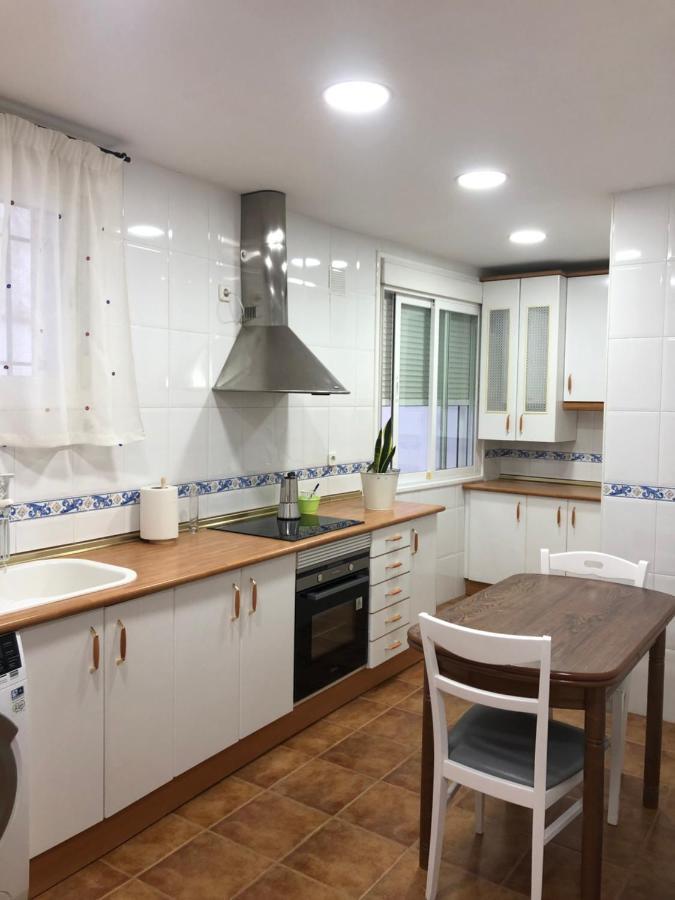 Appartement Piso Nuevo Plaza De La Constitucion Sta Cruz De La Zarza à Santa Cruz de la Zarza Extérieur photo