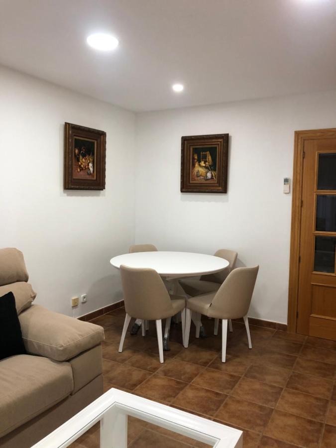 Appartement Piso Nuevo Plaza De La Constitucion Sta Cruz De La Zarza à Santa Cruz de la Zarza Extérieur photo